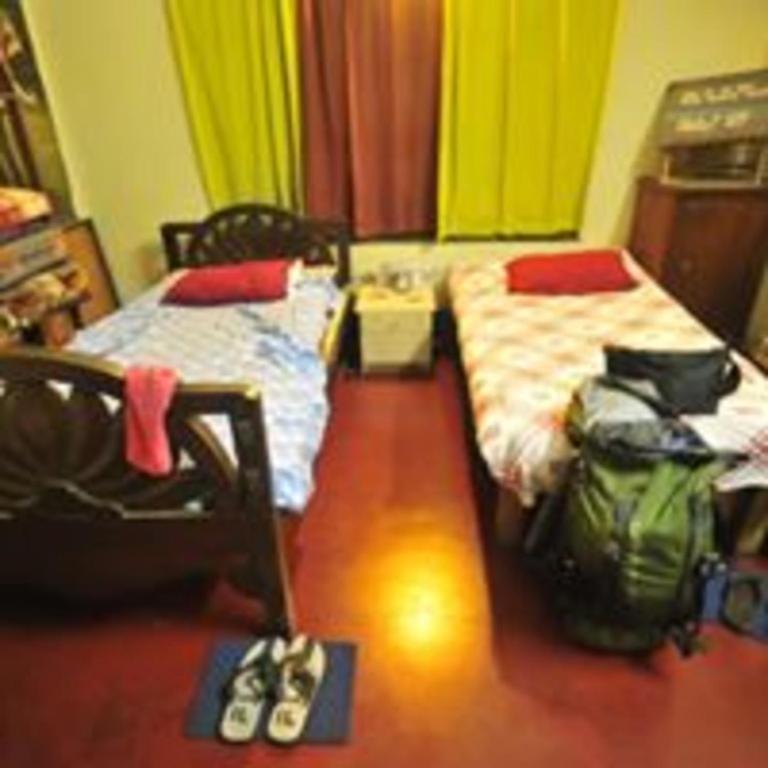 Calcutta Backpackers Homestay -Only For Backpackers & Travellers Экстерьер фото